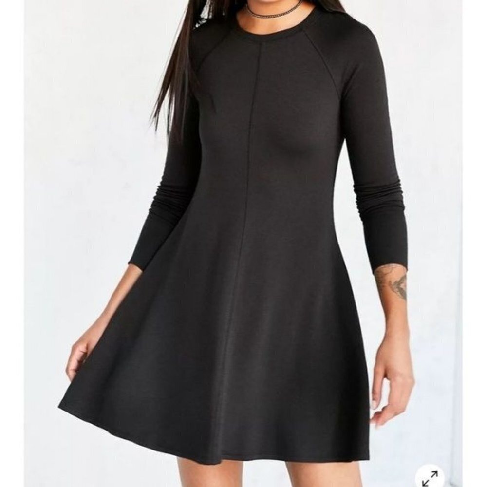 BDG Outfield Black Long Sleeve Fit Flare Mini Dress Size S - Picture 2 of 13